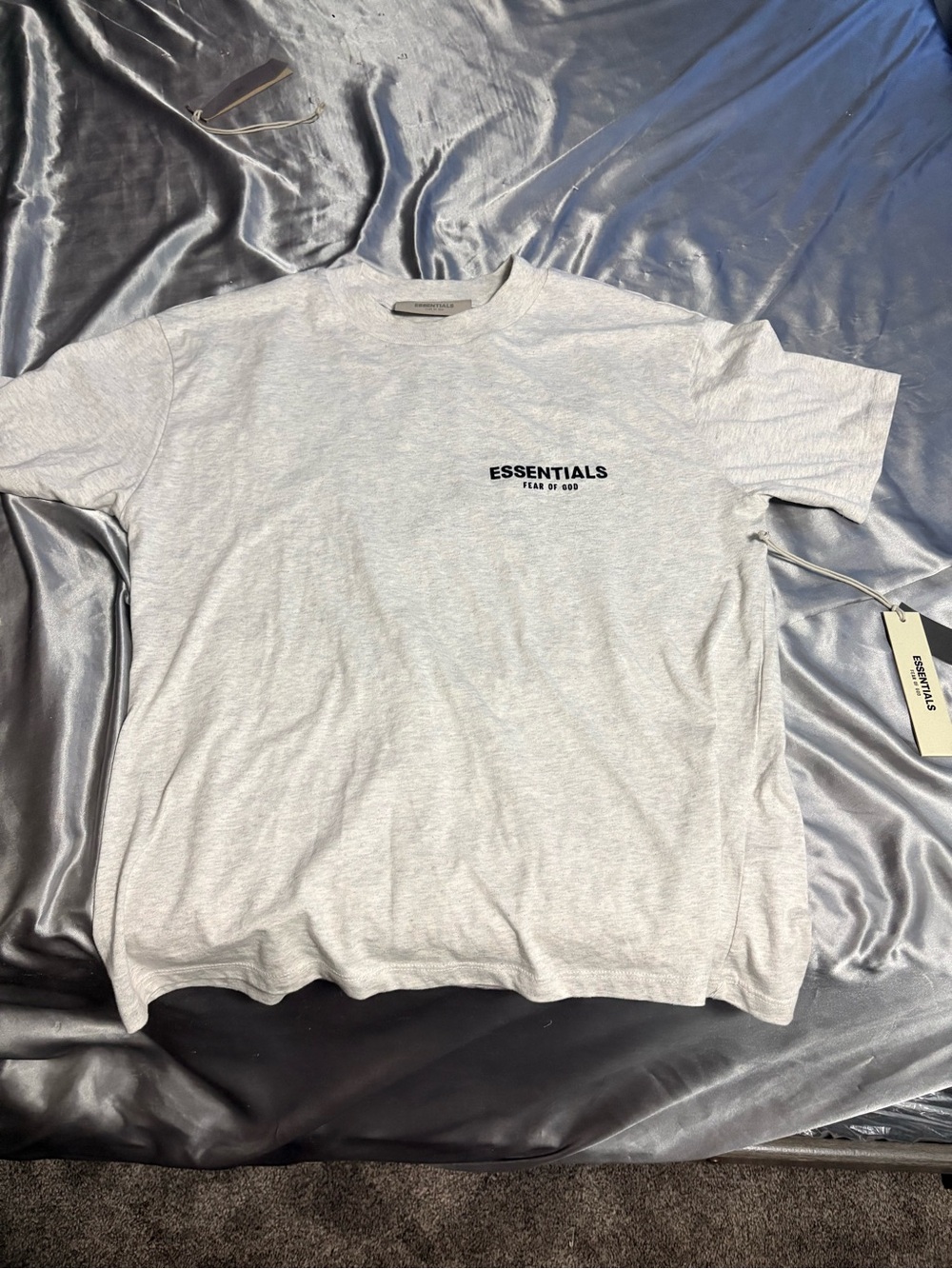 ESSENTIALS FEAR OF GOD LIGHT OATMEAL T-SHIRT BRAND NEW W TAGS XS